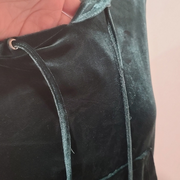 FOREVER 21 - Crop Hoodie - Picture 4 of 8